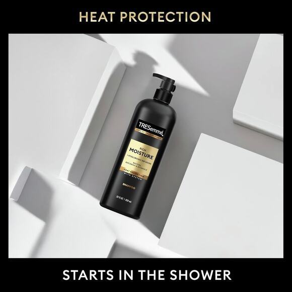 TRESemmé Hydrating Shampoo Rich Moisture for Dry Hair Formulated With Pro Style - Picture 3 of 5